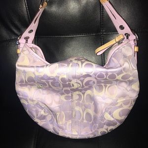 Coach bumble bee purse in lavender